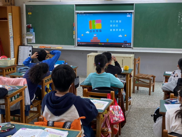 有關衛生福利部國民健康署(以下簡稱國健署)修編第2版「成人肥胖防治實證指引」與兒童及成人「肥胖防治線上教案」，已置於國健署官方網站，請貴校轉知與觀看運用，請查照。